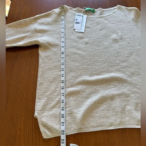 United Colors of Benetton Sweater - Picture 7 of 7
